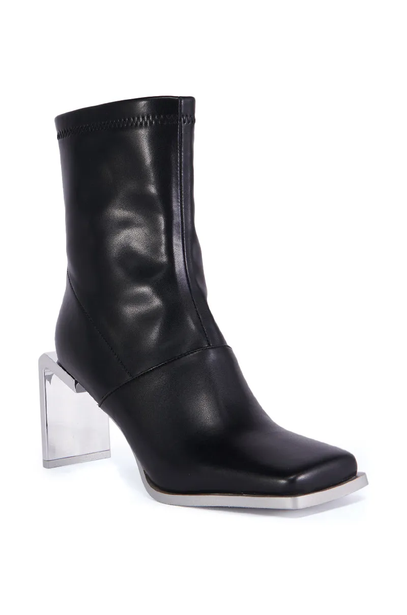 AZALEA WANG ANANT BLACK METAL OUTSOLE BOOTIE