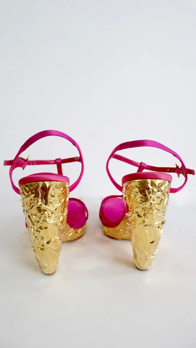 Louis Vuitton Fuchsia Satin Heels With Textured Gold Heel