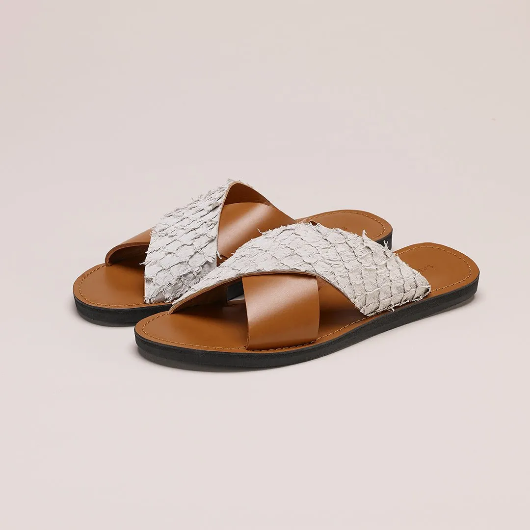 Pike Leather Sandal: Caramel   White